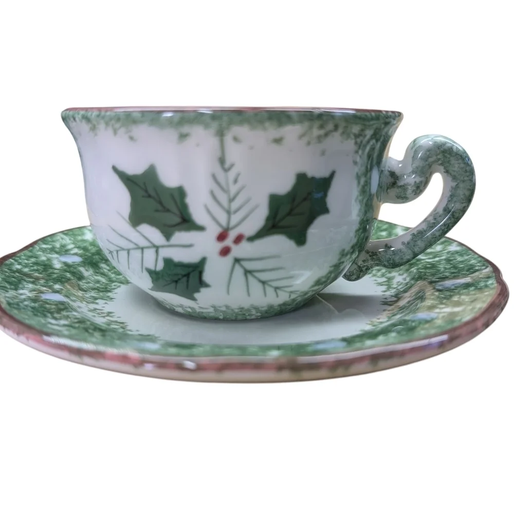 Festive Green White Holly Mistletoe Teacup Set Matching Cups Saucers Coffee Tea